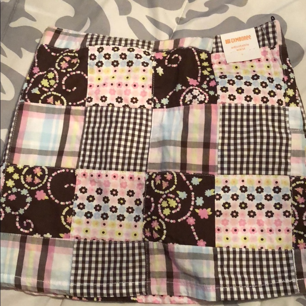 Adorable adjustable waist skort
